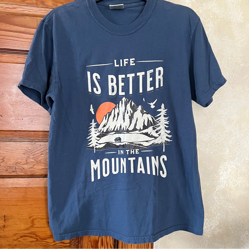Comfort Colors Blue Gorpcore Outdoors Mountain Hiking Graphic T-Shirt Size M
